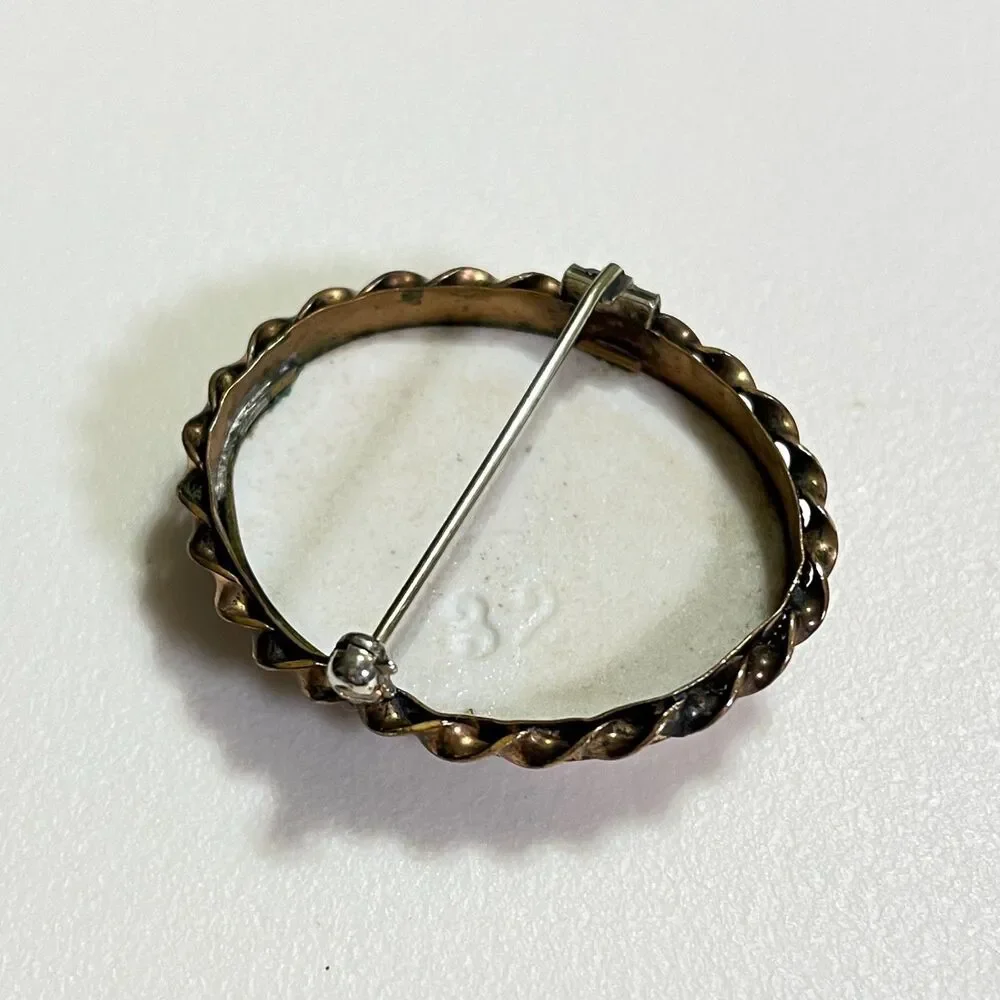 VTG Porcelain Brooch Cupid Kiss Portrait Art Gold Tone Bezel Frame Pin Ceramic